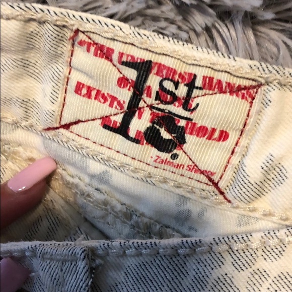 Shorts - Picture 2 of 2